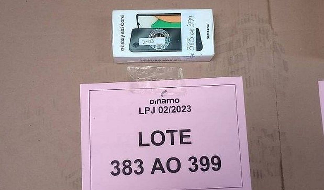 Novo leilão da Receita com celulares da Samsung e guitarras termina na segunda
