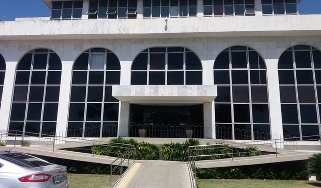 Polícia Federal faz buscas no Tribunal de Contas do Estado de Alagoas