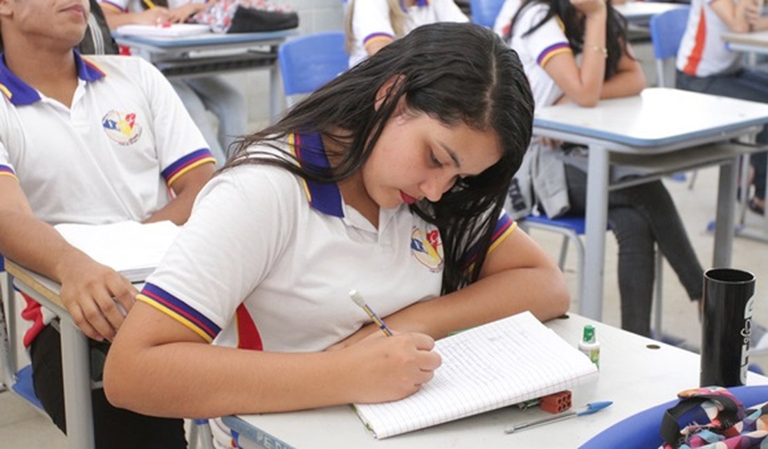 Pré-matrículas da Rede Estadual de Ensino começaram neste sábado (7)