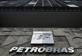 Petrobras corta 8% do preço da gasolina nas refinarias