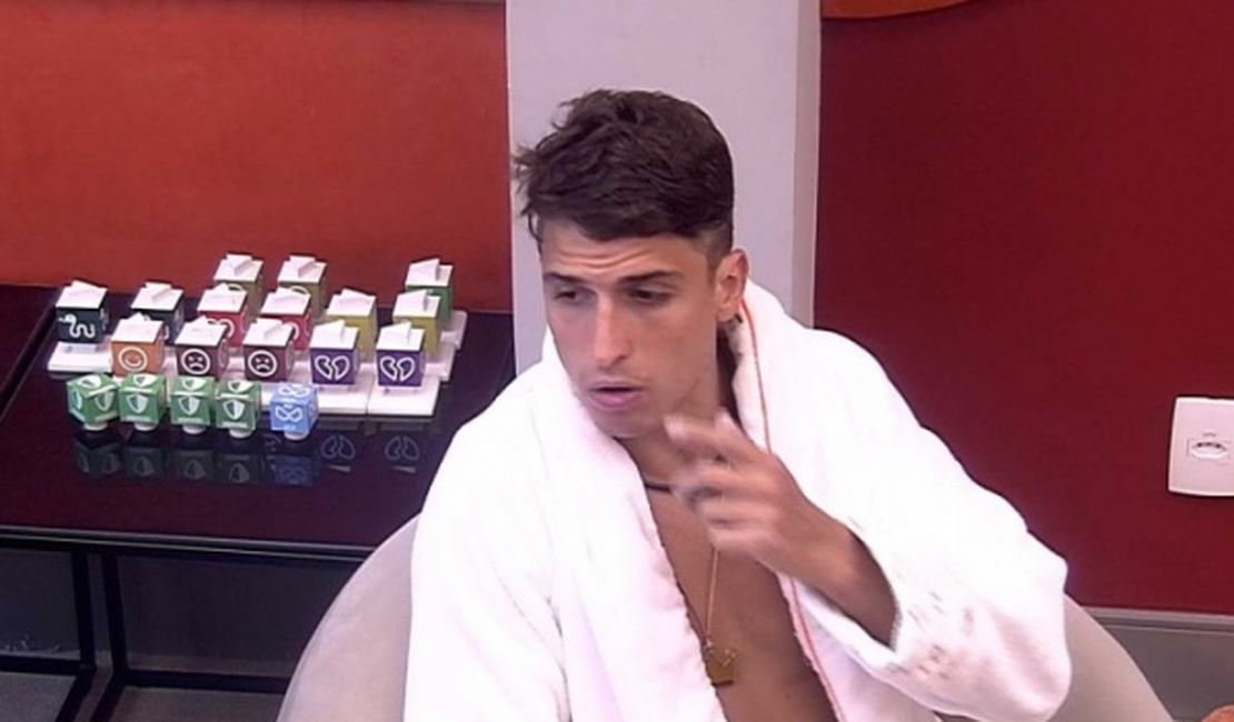 Felipe declara: 'O jogo começou'