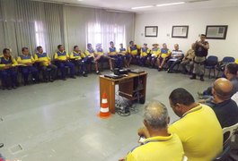 Correios e PM firmam parceria para entregas em áreas de risco