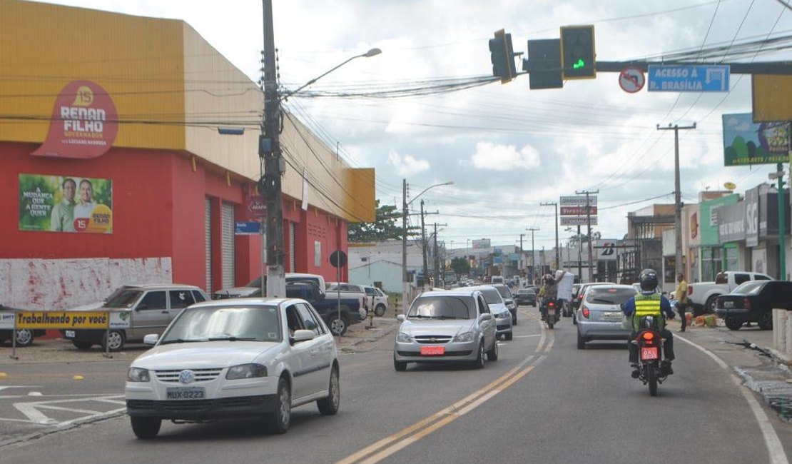 Semáforo vai disciplinar trânsito na Rua Marechal em Arapiraca