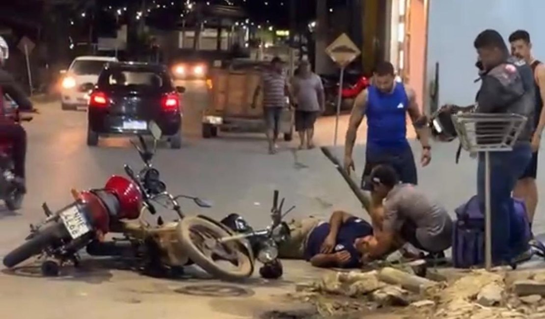 Colisão frontal entre motos deixa entregador de pizzas ferido, em Arapiraca