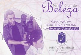 Profissionais de beleza participam de capacitação neste feriado, em Arapiraca