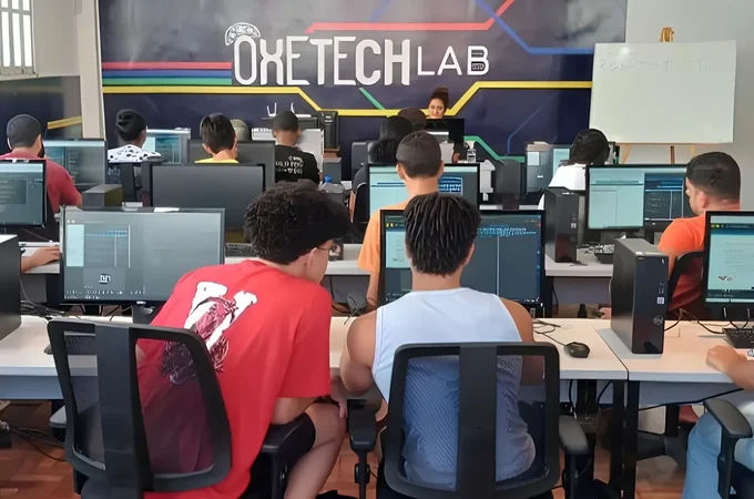 Laboratório OxeTech Penedo abre cursos gratuitos de informática básica e avançada