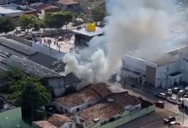 Incêndio atinge loja da Magazine Luiza em Maceió
