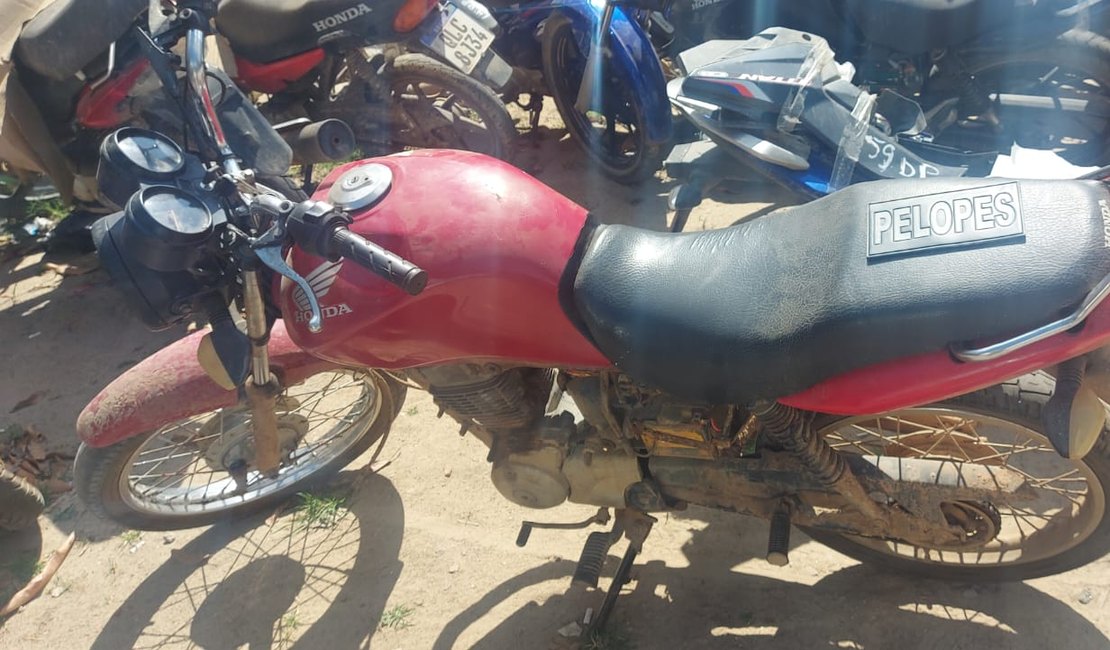 PM recupera mais um veículo roubado no Agreste alagoano