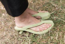Havaianas divide opiniões ao lançar sandália de salto com dedão coberto