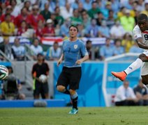 Costa Rica surpreende e vence Uruguai por 3 a 1