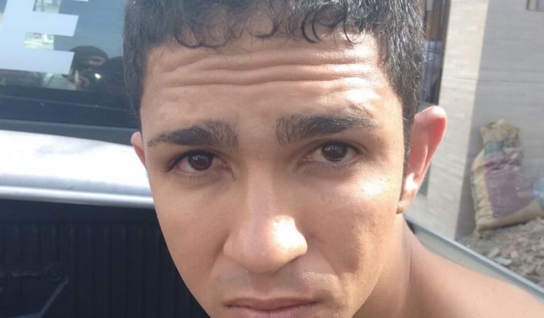 Polícia prende suspeito de tráfico após denúncia pelo 181