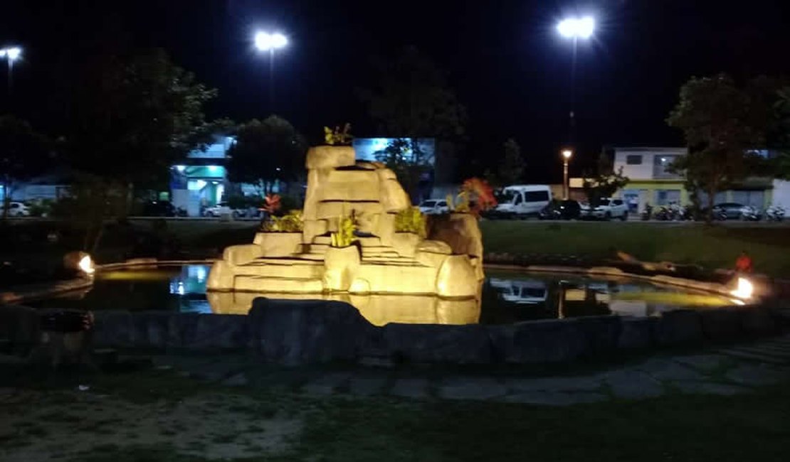 Espaços em Arapiraca ganham nova iluminação em alusão à campanha Setembro Amarelo
