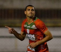 Baile da Lusa, jogo sem goleiros e tropeços dos mandantes na 24ª rodada do Brasileirão