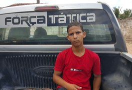 Força Tática prende jovem de 18 anos com espingarda, em Arapiraca