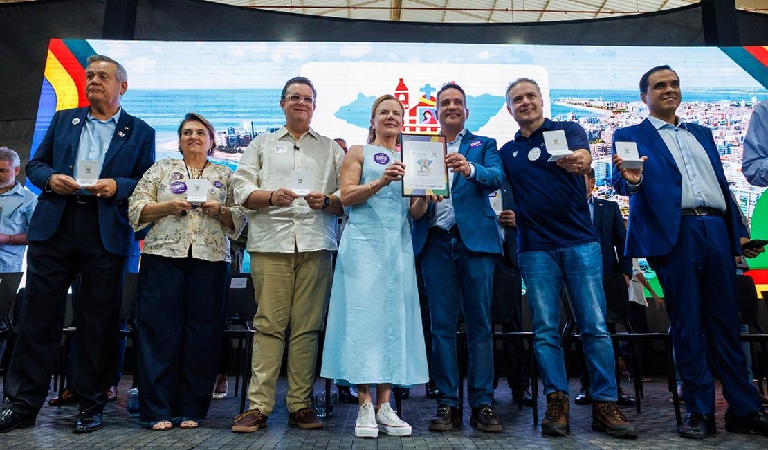 Caravana Federativa autoriza obras de duplicação de rodovias e anuncia R$ 11 bilhões em obras para AL