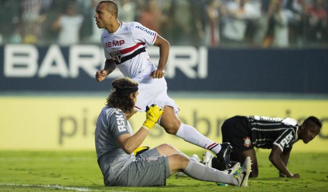 Corinthians cede empate ao São Paulo e deixa a primeira colocação