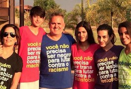Glória Pires e família postam foto com camisas contra preconceito