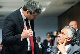 Reunião de comissão do impeachment dura dez horas e tem bate-boca