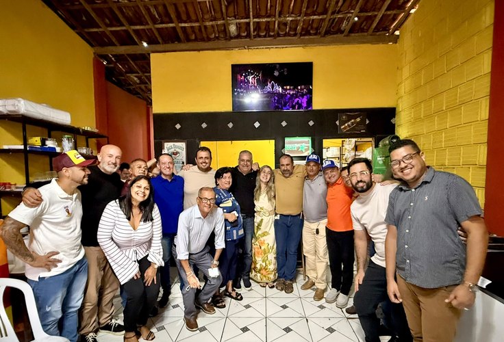 Vereadores da Barra de Santo Antônio aderem em massa pré-candidatura de Alfredo Gaspar ao Senado