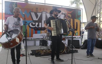 Retomada do Cultura na Praça, com Sirano e Sirino