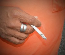 Fumaça do cigarro contém mais de 4 mil substâncias nocivas, alerta pneumologista