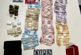 Suspeito de tráfico é preso ao ser flagrado com crack, cocaína, munições de mais de R$ 2,5 mil, no Sertão