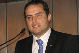 Governo inaugura centro de distribuição de materiais de construção