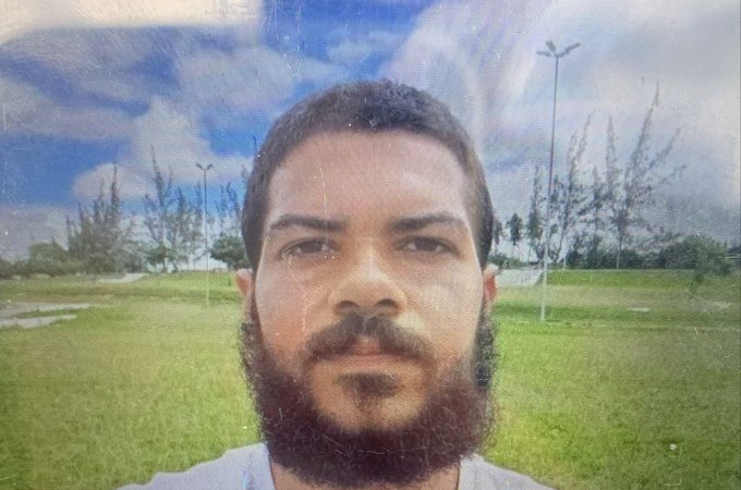 Família busca informações sobre jovem desaparecido em Arapiraca