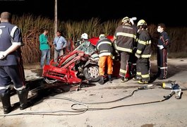 Um morre e outro fica gravemente ferida em acidente na AL-220, em São Miguel