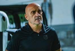 Presidente do ASA, Rogério Siqueira anuncia permanência do técnico Itamar Schulle até o fim de 2027