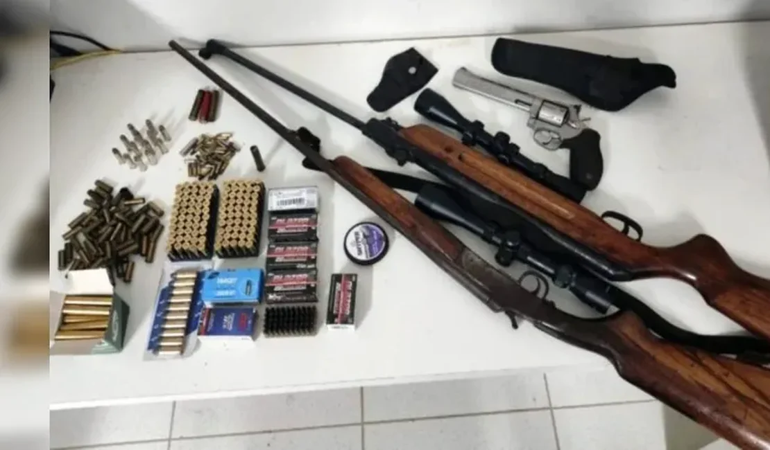 No Paraná, homem ameaça esposa com revólver e diz: 'Após a gente fazer sexo, vou acabar com você'