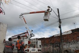 Com recursos da tarifa de energia, Programa Penedo Mais Iluminada amplia iluminação com LED na cidade e na zona rural