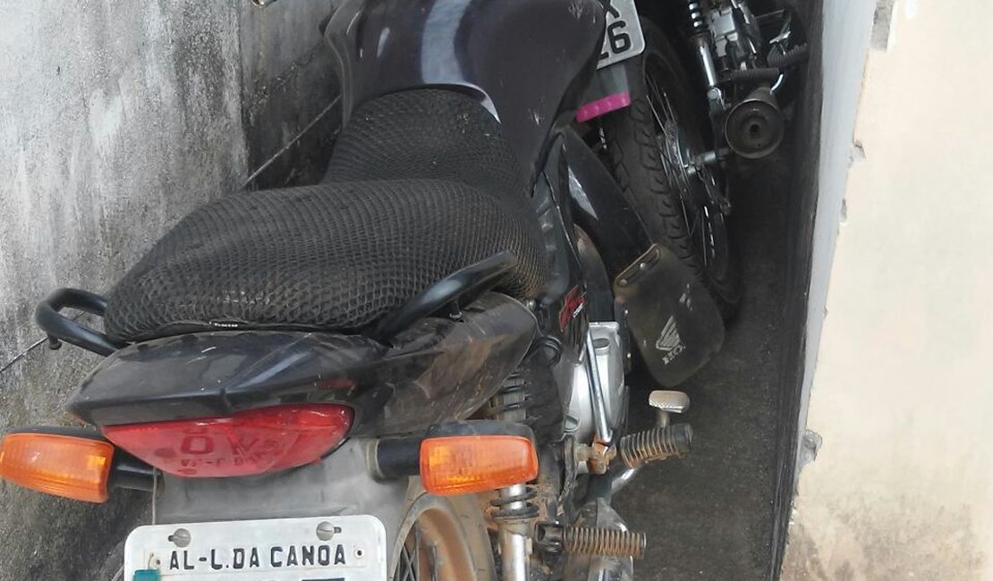 Após perseguição, PM recupera motos roubadas em Lagoa da Canoa