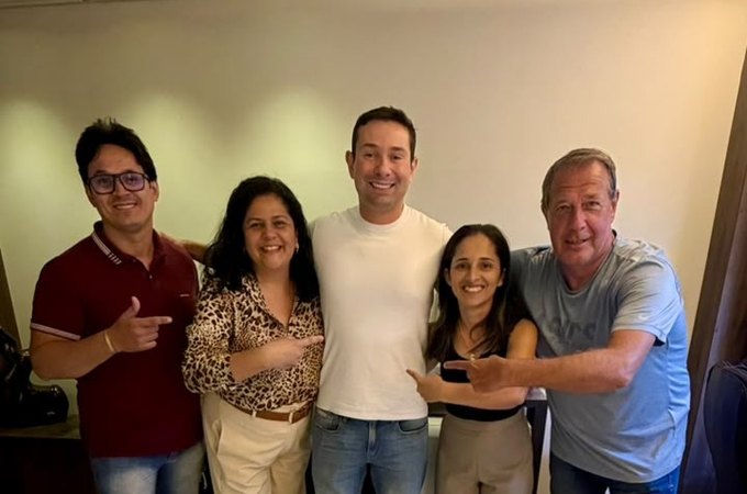 Lucas Barbosa assume compromisso com famílias atípicas durante encontro em Arapiraca
