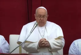 Papa Francisco discursa contra a legalização das drogas