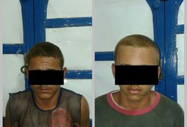 Menores são apreendidos com arma e maconha, no Centro de Arapiraca