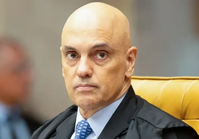 Em nota, ministro Alexandre de Moraes nega ter frequentado a casa de Vorcaro em Trancoso