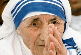 Madre Teresa será canonizada após 19 anos de morte