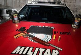 Força Tática do 8º BPM prende homem com arma de grosso calibre em Rio Largo