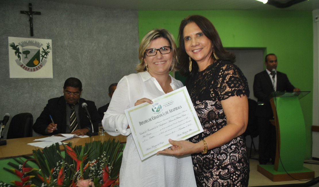 Jornalista Mônica Nunes é a mais nova Cidadã Honorária de Arapiraca