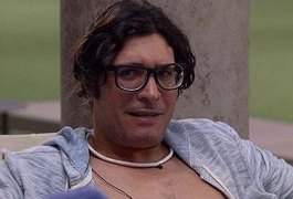 Ex-BBB Ilmar vai posar pelado e ensaio será numa cozinha