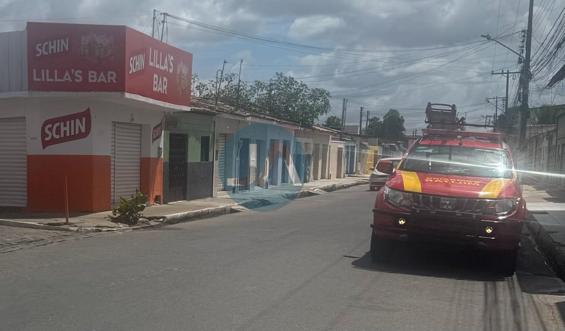 Moradora nota vazamento de gás de cozinha e aciona bombeiros no bairro Brasília
