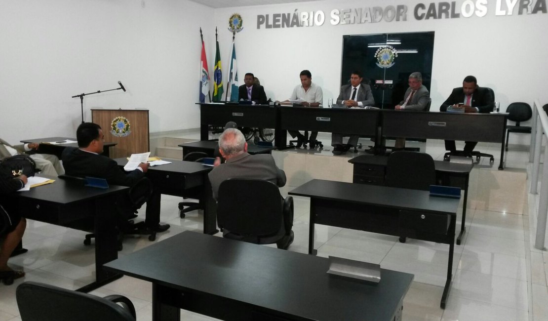 Será obrigatório emplacar anualmente seu cão e o seu gato em São Miguel dos Campos