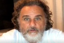 Com 64 anos, Marcos Frota se arrepende de caminhos tomados na profissão: “Vaidade”