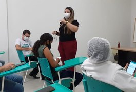 Profissionais de Saúde participam de curso de Atendimento Humanizado e Acolhedor, no HE do Agreste