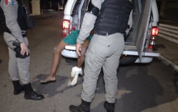 Homem assalta farmácia, mas é detido por populares no Centro de Arapiraca
