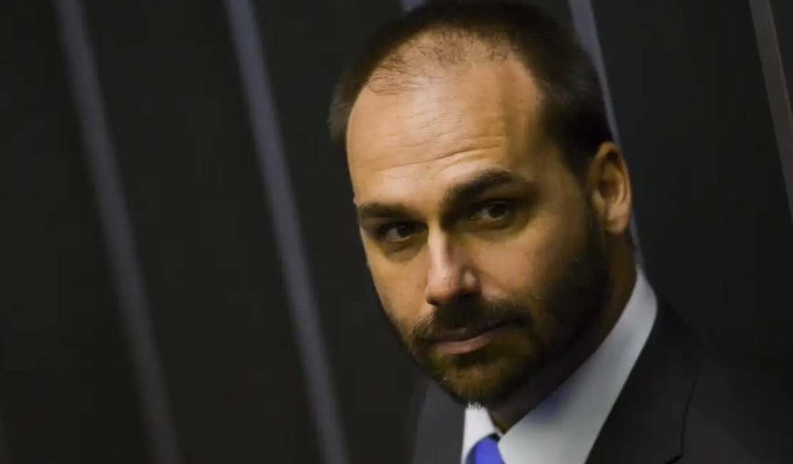 STF marca julgamento de denúncia contra Eduardo Bolsonaro para 14 de novembro