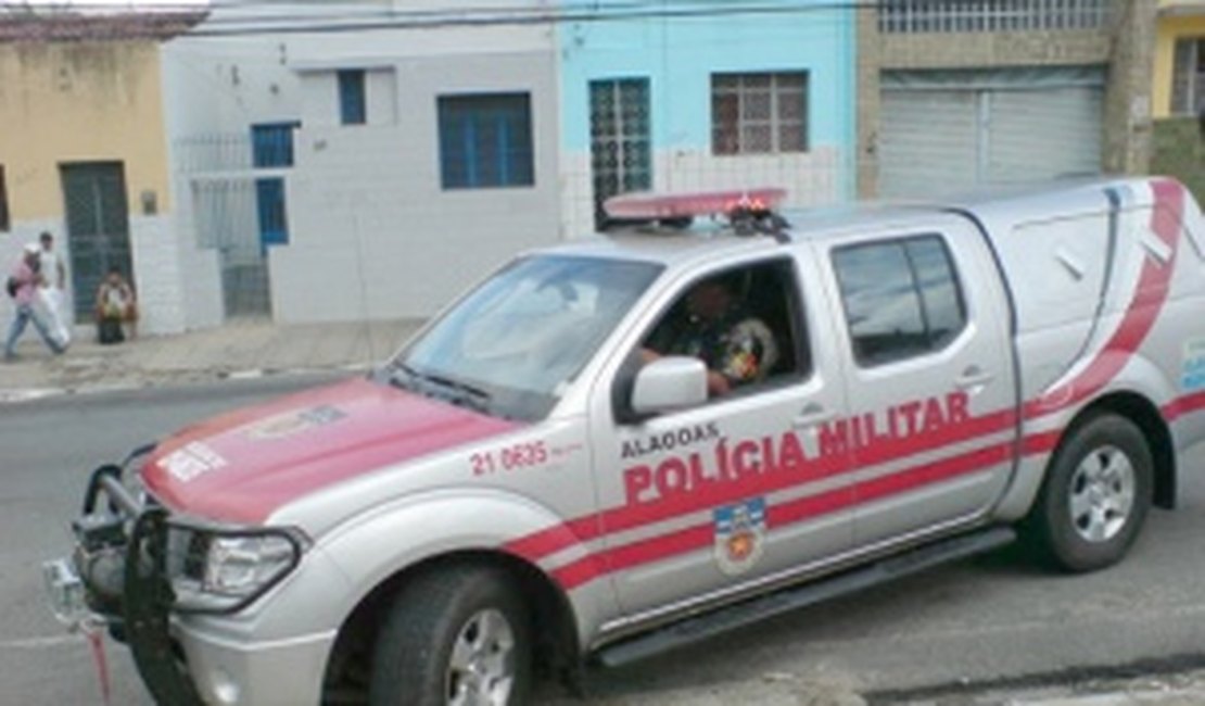 Mulheres tentam enganar cliente com nota fiscal falsa e são presas em flagrante