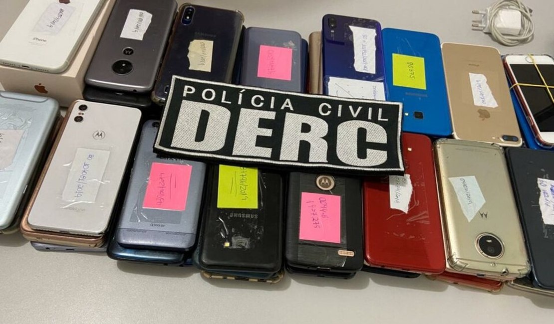 Polícia Civil entrega mais um lote de celulares recuperados