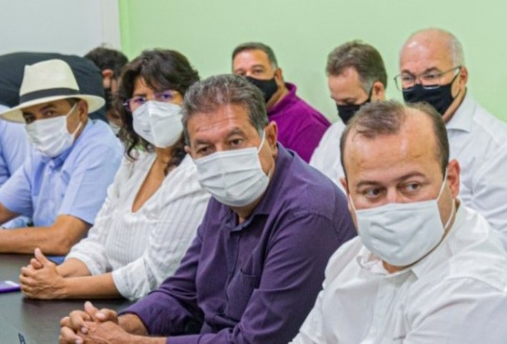 Vereador Léo Saturnino agradece ao prefeito de Arapiraca pelas obras de revitalização de bairros